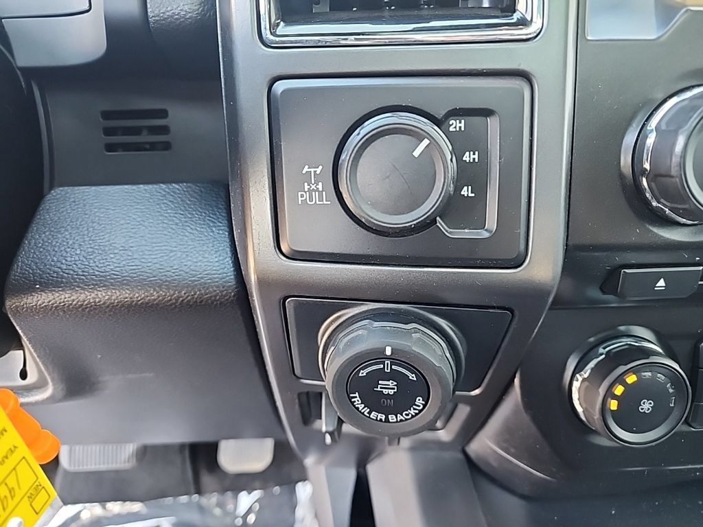 Used 2018 Ford F150 XLT w/ Equipment Group 302A Luxury AWD/4WD image 20