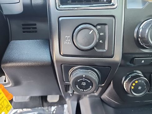 Used 2018 Ford F150 XLT w/ Equipment Group 302A Luxury AWD/4WD image 20
