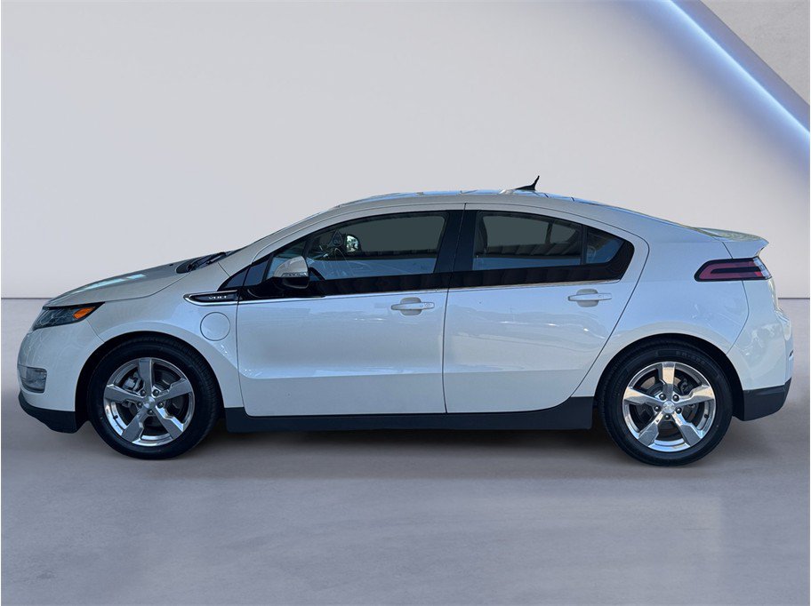 Used 2013 Chevrolet Volt Premium w/ Premium Trim Package FWD image 3