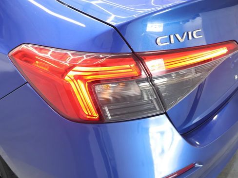 Used 2024 Honda Civic Sport image 31