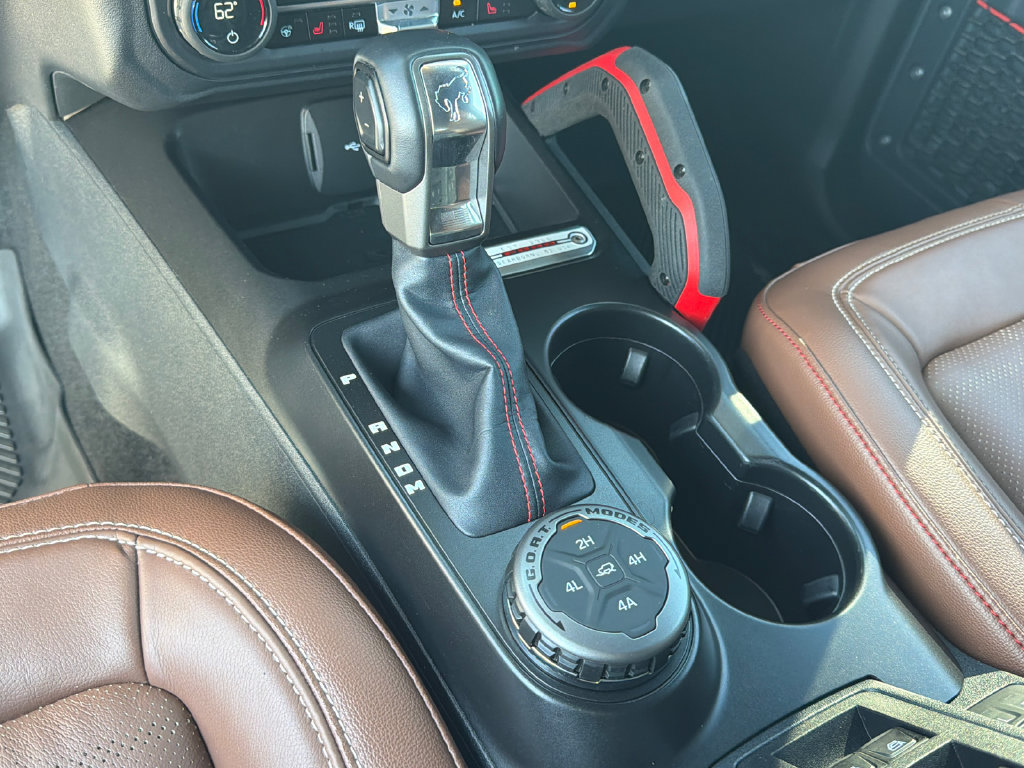 Used 2023 Ford Bronco Heritage Edition AWD/4WD image 30
