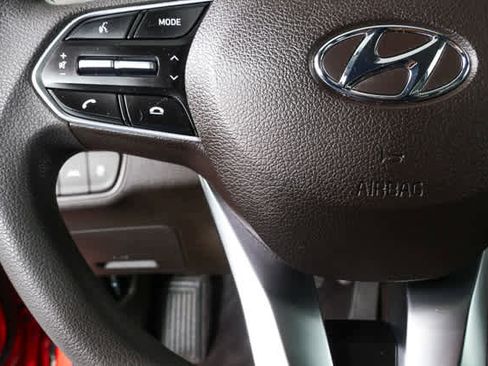 Used 2019 Hyundai Santa Fe SEL image 9