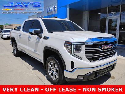 Used 2023 GMC Sierra 1500 SLT w/ SLT Convenience Package