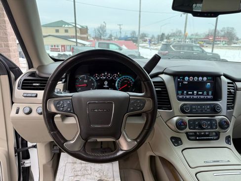 Used 2019 GMC Yukon Denali image 54
