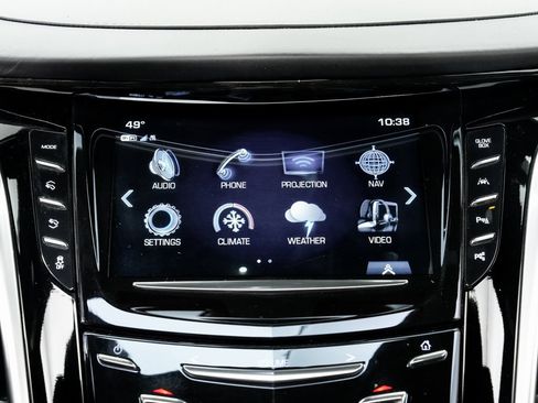 Used 2019 Cadillac Escalade ESV Platinum image 17