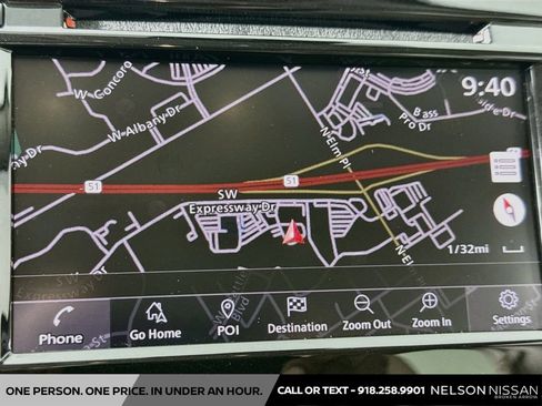 Used 2019 Nissan Rogue SV w/ Premium Package FWD image 13