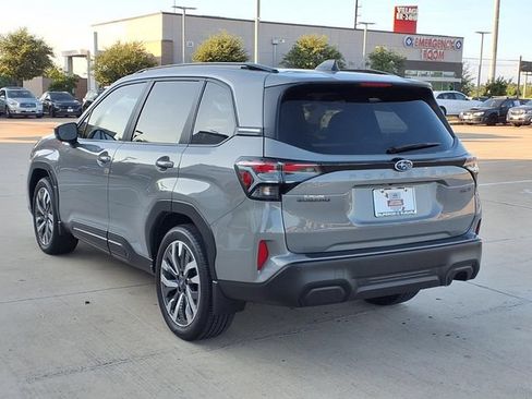 Certified 2025 Subaru Forester Touring AWD/4WD image 4