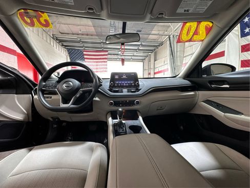 Used 2020 Nissan Altima 2.5 S FWD image 20