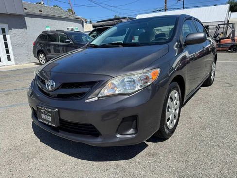 Used 2012 Toyota Corolla L image 3