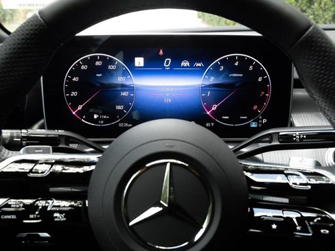Used 2026 Mercedes-Benz CLE 450 4MATIC Cabriolet image 16