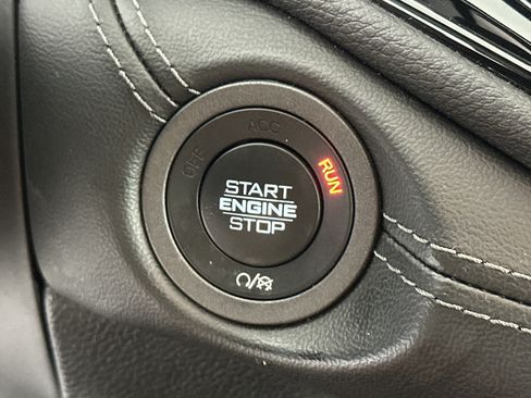 Used 2022 Dodge Durango GT image 28