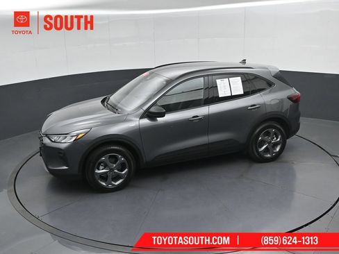 Used 2025 Ford Escape ST-Line AWD/4WD image 48