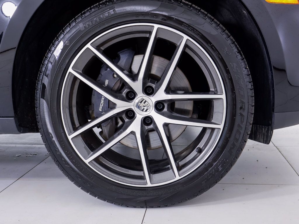 Certified 2026 Porsche Macan AWD/4WD image 34
