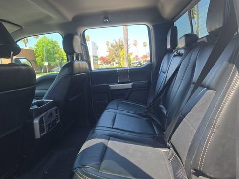 Used 2019 Ford F250 Lariat w/ Lariat Value Package AWD/4WD image 5