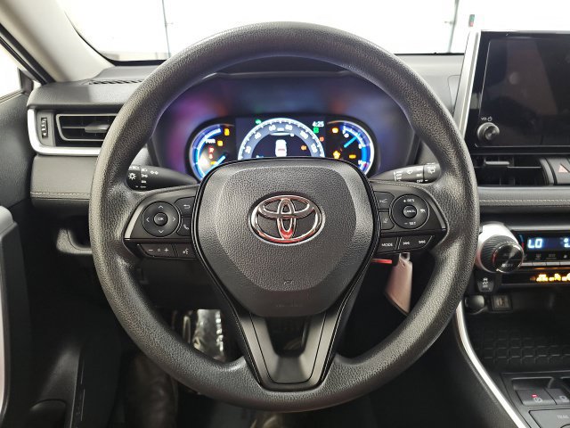 Certified 2025 Toyota RAV4 LE AWD/4WD image 19