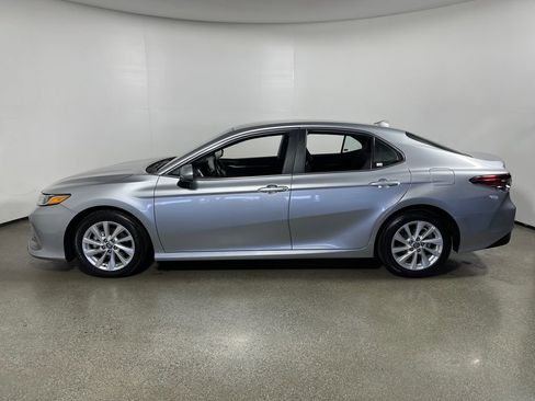 Used 2024 Toyota Camry LE FWD image 6