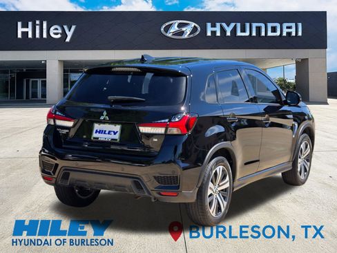 Used 2022 Mitsubishi Outlander Sport SE FWD image 4