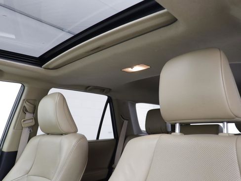 Used 2014 Toyota 4Runner Limited image 13