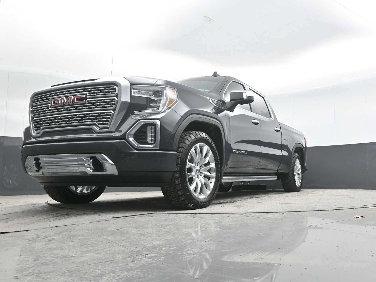 Used 2021 GMC Sierra 1500 Denali w/ Denali Ultimate Package AWD/4WD image 28