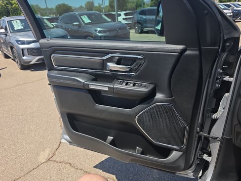 Used 2024 RAM 1500 Laramie AWD/4WD image 13