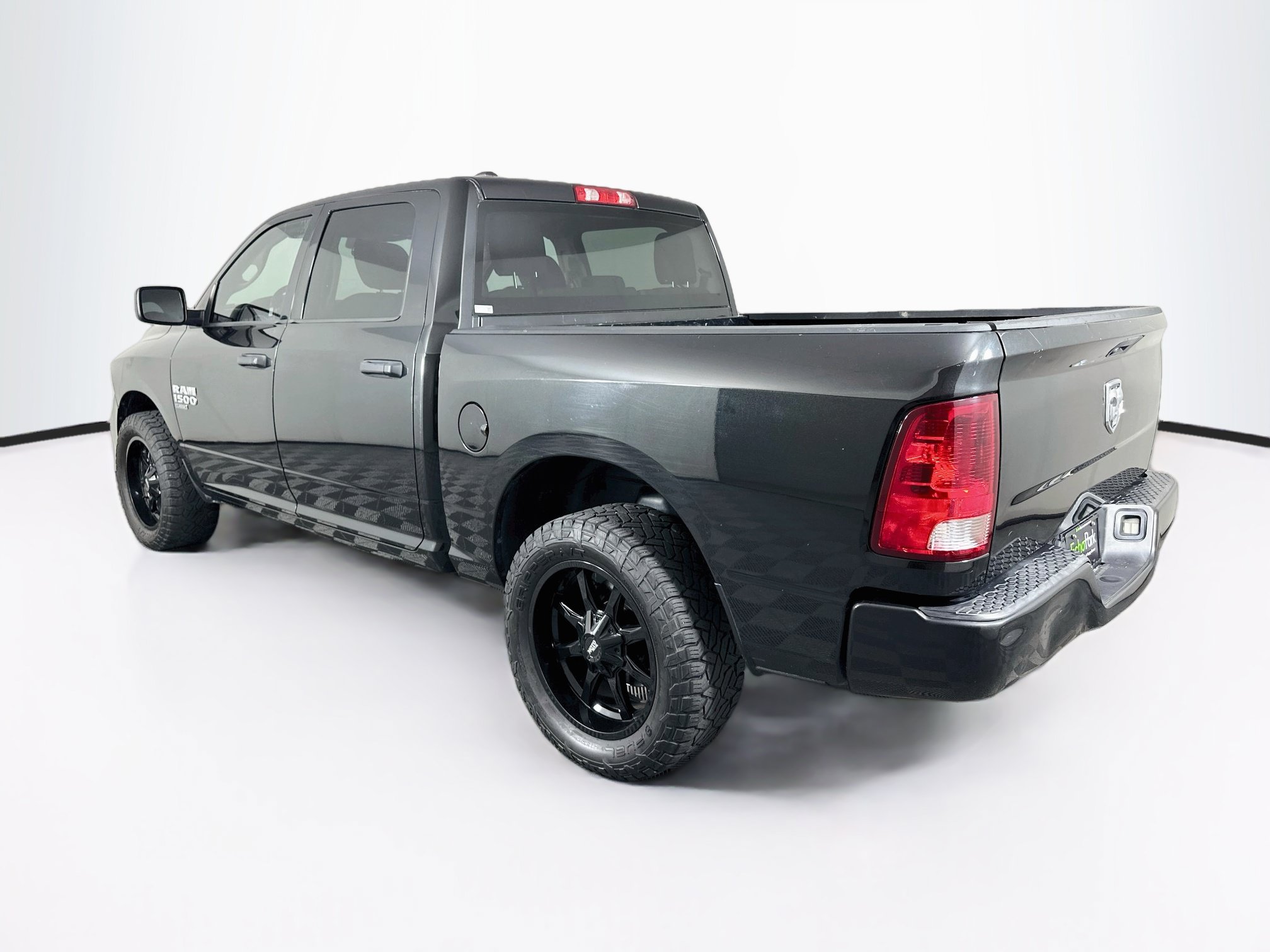 Used 2019 RAM 1500 Express w/ Express Value Package RWD image 5