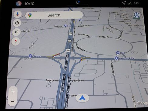 New 2026 Volvo XC60 B5 Plus w/ Protection Package Premier AWD/4WD image 12