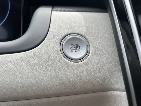 Certified 2024 Hyundai Tucson SEL w/ Convenience Package FWD image 35