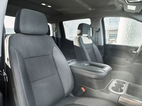 Used 2022 Chevrolet Silverado 1500 RST w/ Z71 Off-Road Package AWD/4WD image 19