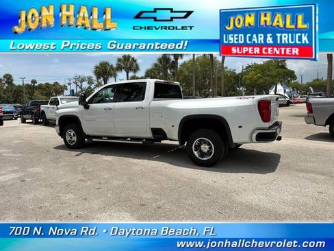 Used 2025 Chevrolet Silverado 3500 LTZ w/ LTZ Convenience Package AWD/4WD image 6