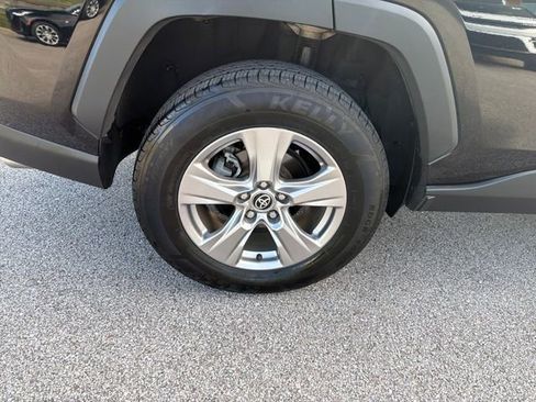 Used 2022 Toyota RAV4 XLE w/ Convenience Package image 45