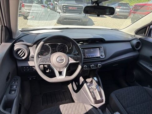 Used 2021 Nissan Kicks S FWD image 13