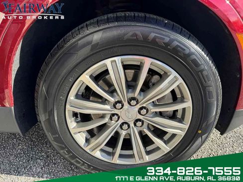 Used 2018 Cadillac XT5 Luxury image 32