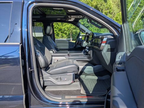 Used 2023 Ford F150 Raptor AWD/4WD image 41