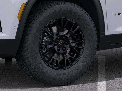 New 2026 Chevrolet Traverse Z71 w/ Enhanced Driving Package AWD/4WD image 9