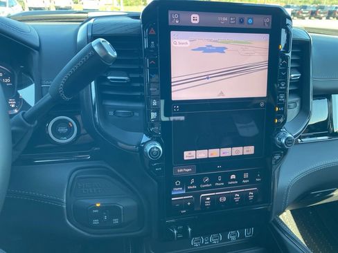 New 2026 RAM 2500 Limited image 25