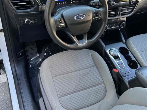 Used 2022 Ford Escape SE FWD image 26