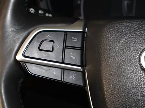 Used 2024 Toyota Grand Highlander XLE image 20