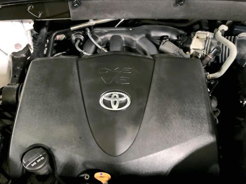 Used 2019 Toyota Highlander Limited image 64