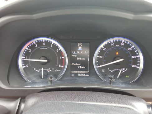 Used 2016 Toyota Highlander Limited AWD/4WD image 14