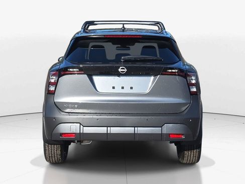 New 2026 Nissan Kicks SV w/ SV Premium Package image 6