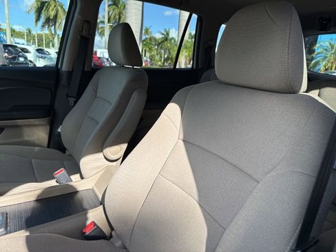 Used 2016 Honda Pilot EX image 16