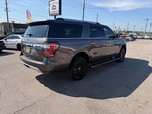 Used 2019 Ford Expedition Max Limited RWD image 6