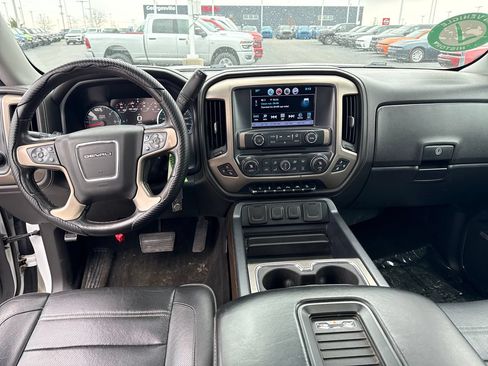 Used 2017 GMC Sierra 1500 Denali AWD/4WD image 14