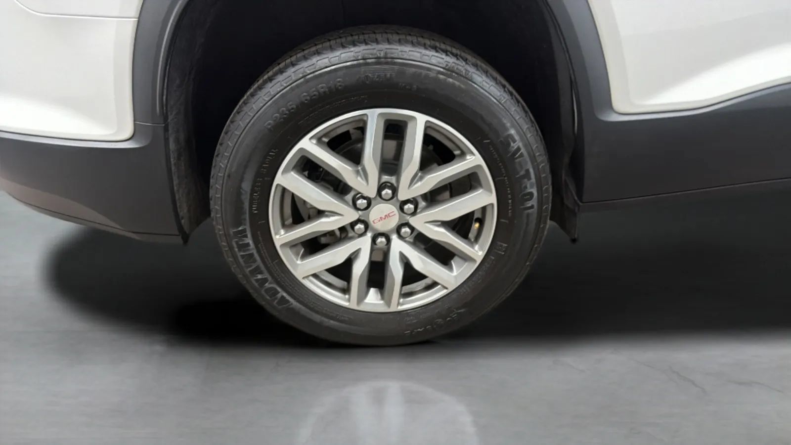 Used 2018 GMC Acadia SLE w/ LPO, Cargo Package FWD image 27
