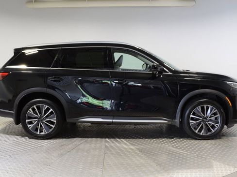 Certified 2026 INFINITI QX60 Luxe w/ Family Package AWD/4WD image 9