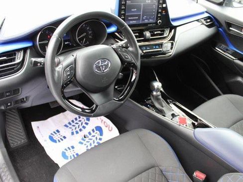Certified 2021 Toyota C-HR XLE FWD image 8