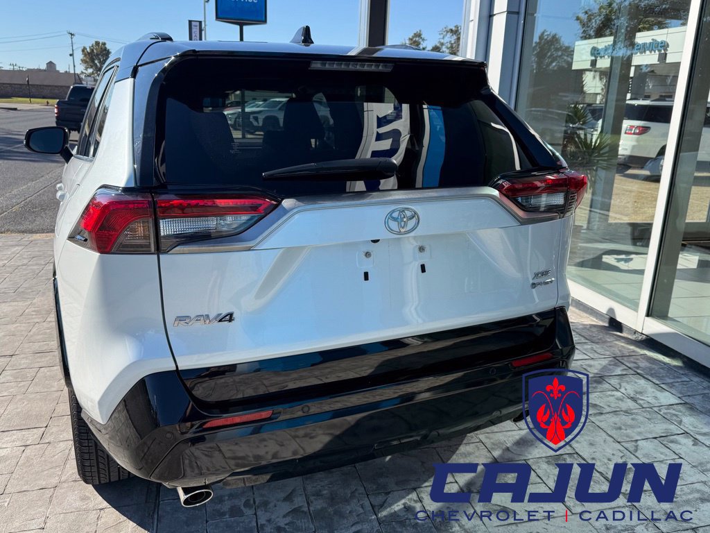 Used 2025 Toyota RAV4 XSE w/ Premium Package AWD/4WD image 3
