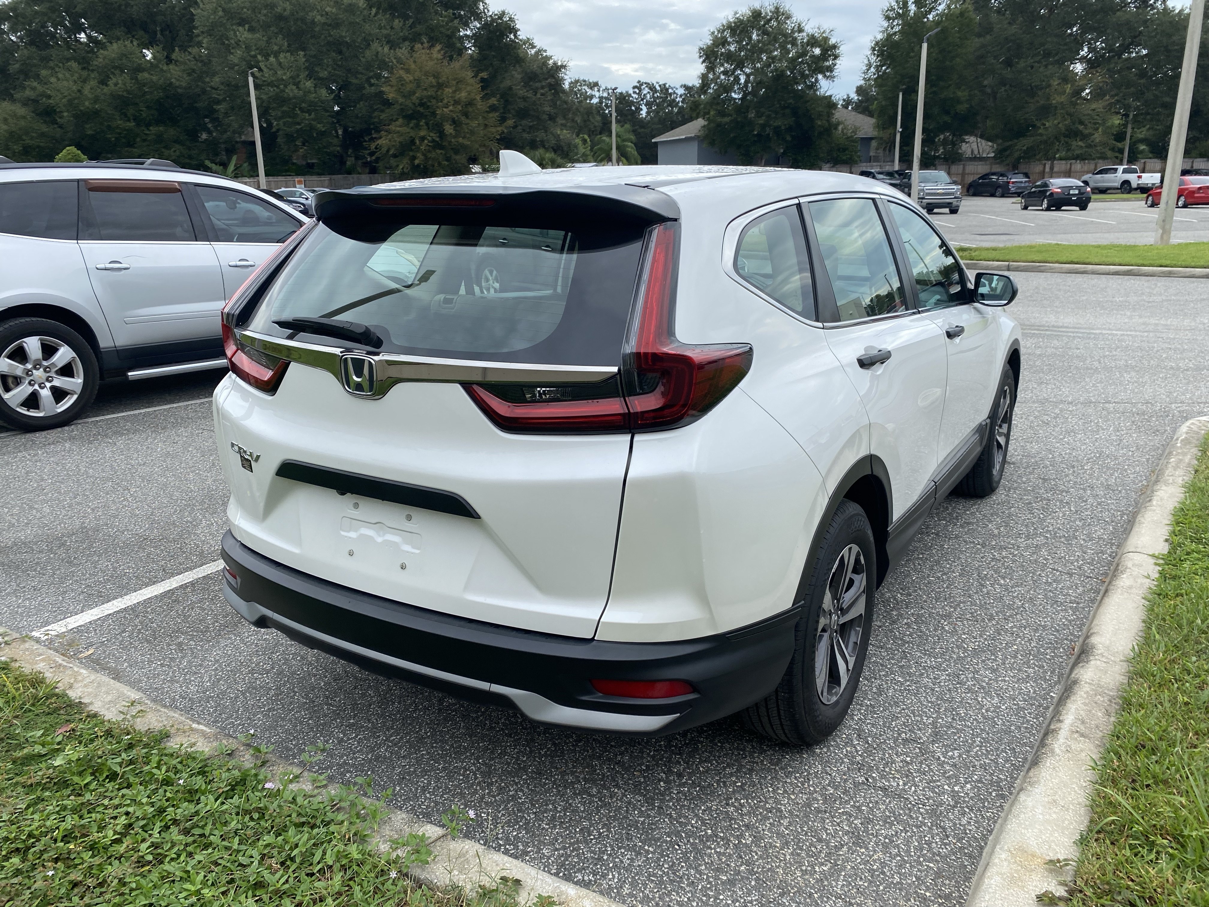 Used 2020 Honda CR-V LX image 8