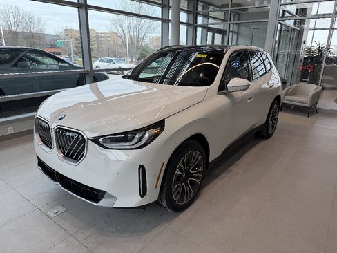 New 2026 BMW X3 xDrive30 image 3