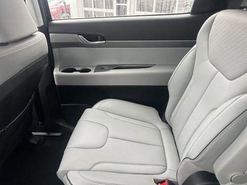 Used 2023 Hyundai Palisade SEL image 30